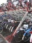 img_0966largebicyclestorenearcentralstation_small.jpg