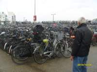 s1052242bicyleparkingataponton_small.jpg