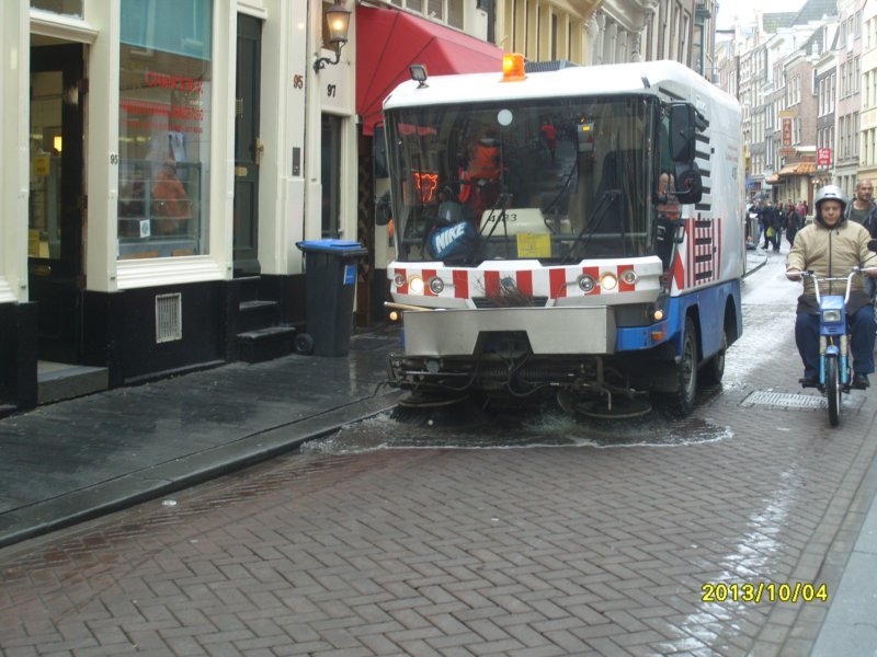 s1052282streetcleaning.jpg