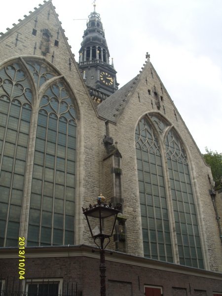 s1052300theoudekerkdowntownamsterdam.jpg