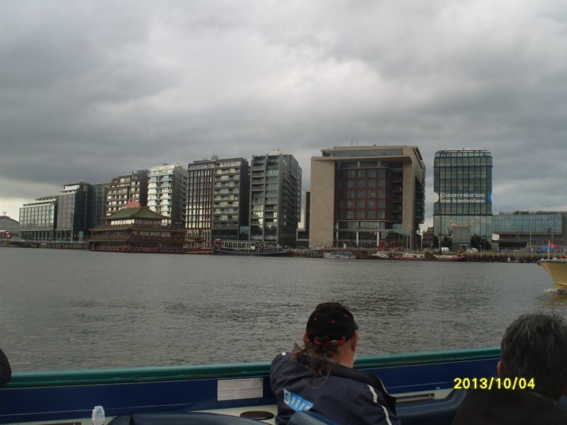 s1052331viewbuildingsinnerharbourwithmainliberaryattheright.jpg