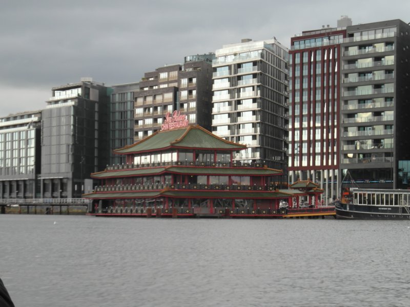 sam_1566skylineamsterdaminnerharbourwithfloatingrestaurant.jpg