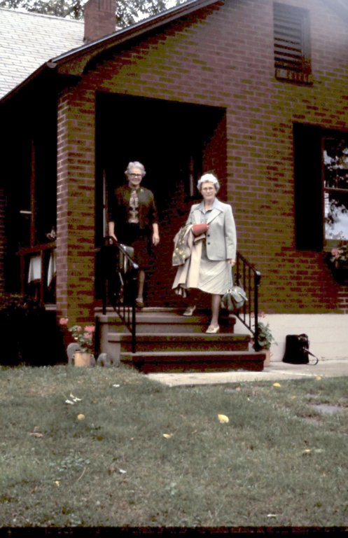 usa2242xanniebendertogetheratbinghamton1977.jpg