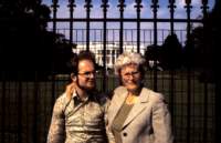 usa630fredandansbenderinfrontofthewhitehousewashington_small.jpg